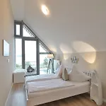 Ostsee - Reetdachhaus Nr 1 