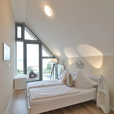 Ostsee - Reetdachhaus Nr 1 